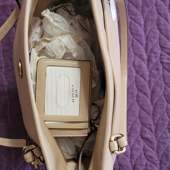 Coach Bag - Picture 3 of 4